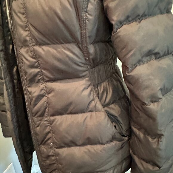 Women's Black Puffer Winter Jacket - Picture 9 of 13